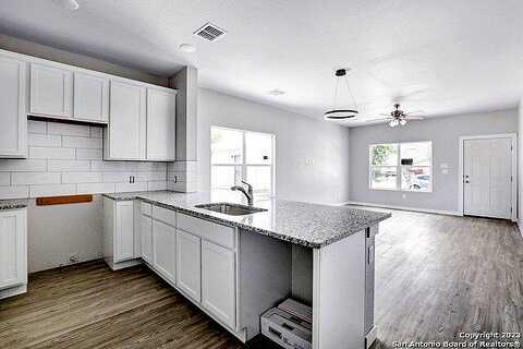 Ardmore, SAN ANTONIO, TX 78237