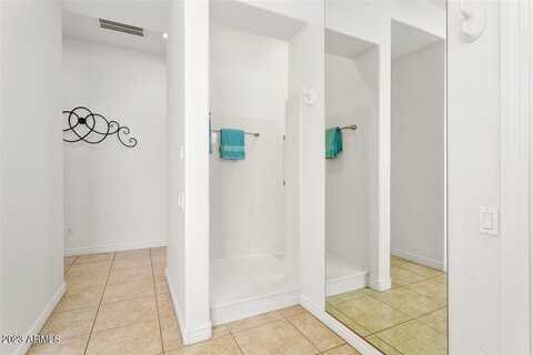 Los Bancos, SUN CITY WEST, AZ 85375
