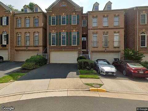 Rose Path, FAIRFAX, VA 22033