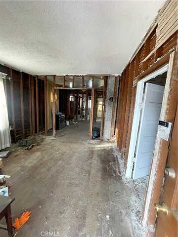 51St, LOS ANGELES, CA 90011