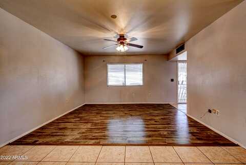 Hagen, SUN CITY, AZ 85351