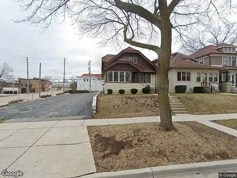 82Nd, MILWAUKEE, WI 53214