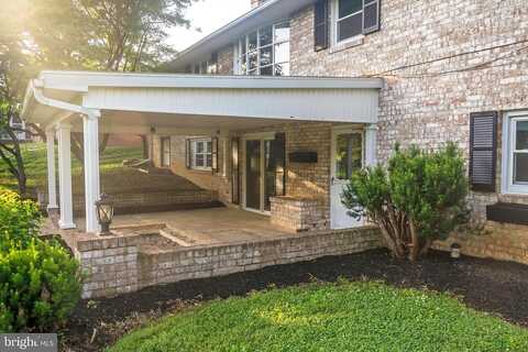 Oyer, WAYNESBORO, PA 17268