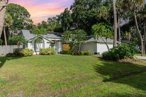 Roger, PALM BAY, FL 32907