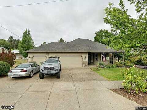 Main, NEWBERG, OR 97132