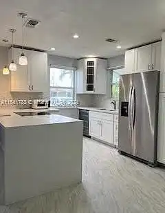 Funston, HOLLYWOOD, FL 33023