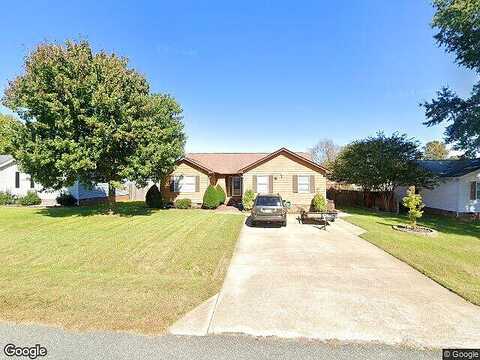 Mary Lee, FREDERICKSBURG, VA 22408