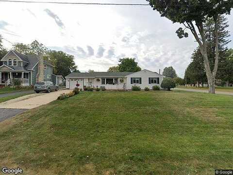 West, MANTORVILLE, MN 55955