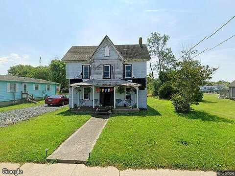 Main, CHINCOTEAGUE ISLAND, VA 23336