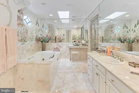 Cedarwood, FALLS CHURCH, VA 22042