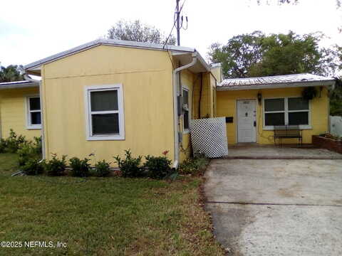 Ernest, JACKSONVILLE, FL 32205