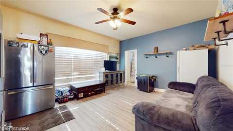 Colewood, DOVER, FL 33527