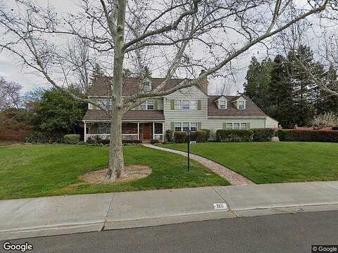 Los Robles, WOODLAND, CA 95695