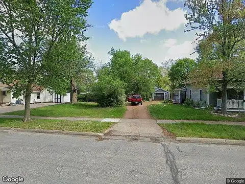 Oak, STEVENS POINT, WI 54481