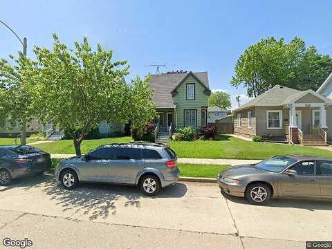 Grove, RACINE, WI 53405