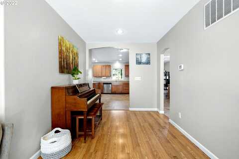 Parker, ASTORIA, OR 97103