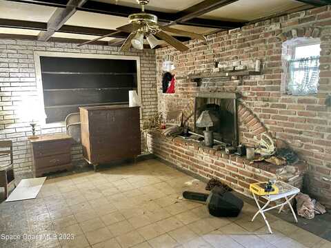 Commodore, MELBOURNE, FL 32904