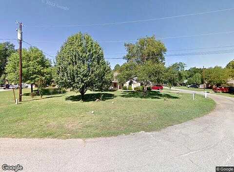 Linda, LINDALE, TX 75771