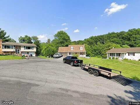 Jameslee, CHAMBERSBURG, PA 17202