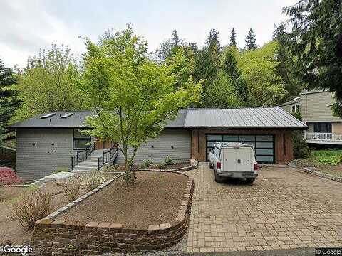 47Th, MERCER ISLAND, WA 98040