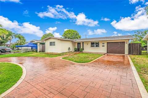 11Th, PEMBROKE PINES, FL 33024