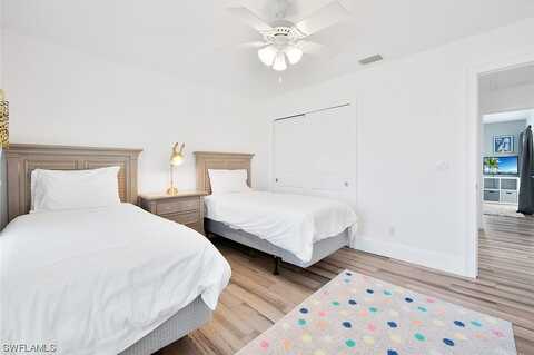 Rue Helene, SANIBEL, FL 33957