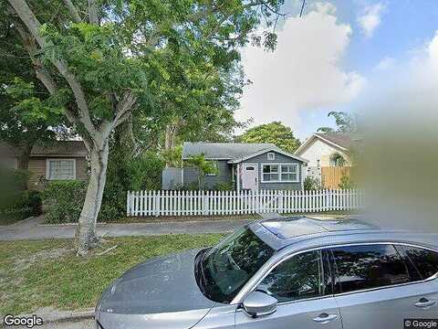 10Th, SAINT PETERSBURG, FL 33713