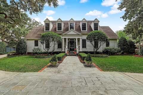 Bettes, JACKSONVILLE, FL 32210