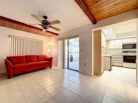 Susan, HUDSON, FL 34667