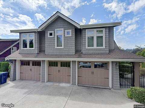 111Th, KIRKLAND, WA 98033