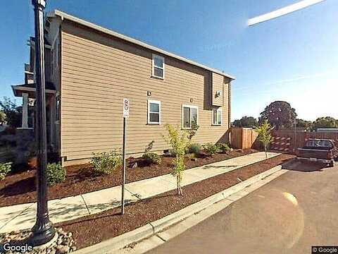 Queen, BEAVERTON, OR 97008