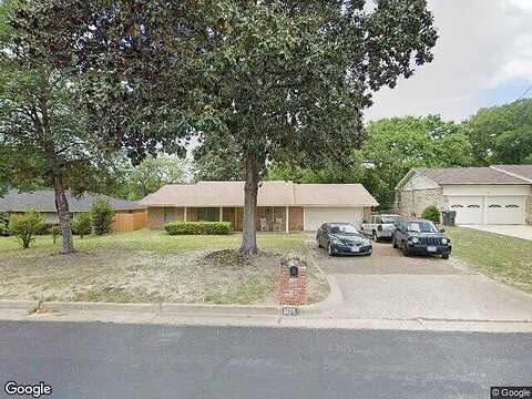 Autumn Leaves, TYLER, TX 75702