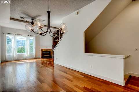 Edison, PORTLAND, OR 97203