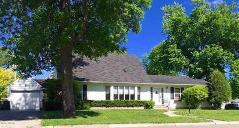 10Th, OLIVIA, MN 56277