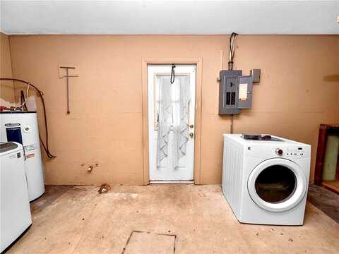 Hulse, LAKELAND, FL 33813