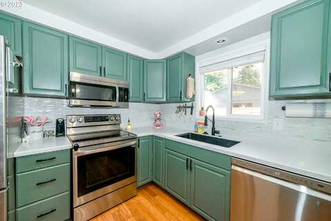 150Th, VANCOUVER, WA 98684
