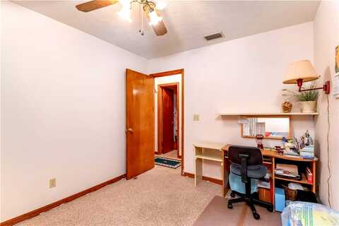 Almond, OCALA, FL 34472