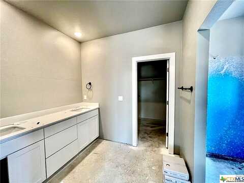 Belle Hubbard, BELTON, TX 76513