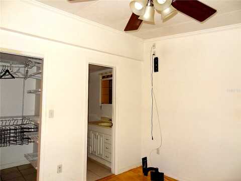 Faye, APOPKA, FL 32712