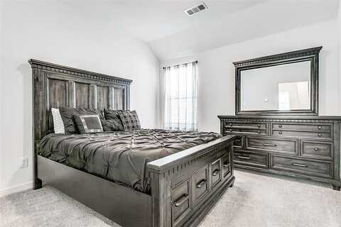 Rochelle, FORNEY, TX 75126