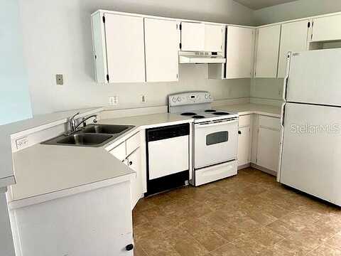 August, CASSELBERRY, FL 32707