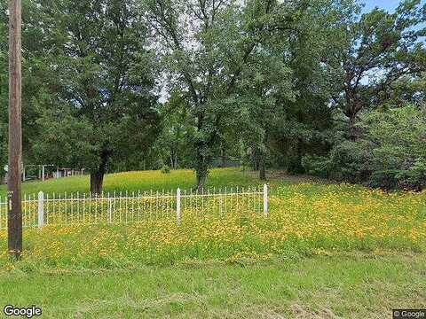 Dusti, EUSTACE, TX 75124