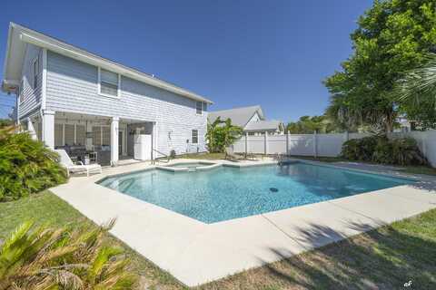 Crane, PANAMA CITY BEACH, FL 32413