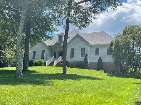Windsor, BLUEFIELD, VA 24605