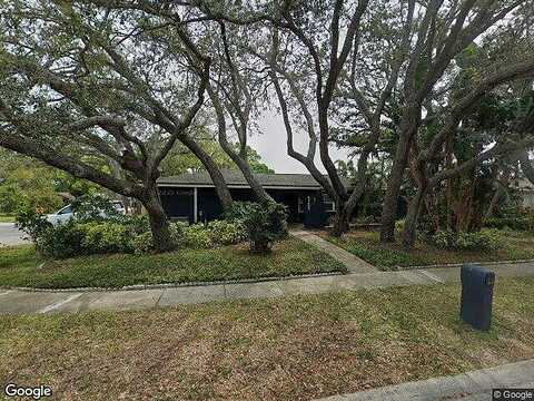 136Th, SEMINOLE, FL 33776