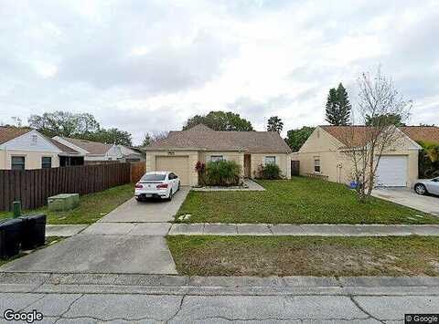 121St, LARGO, FL 33773