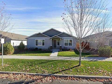 27Th, REDMOND, OR 97756