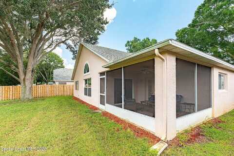 Hedgerow, MERRITT ISLAND, FL 32953