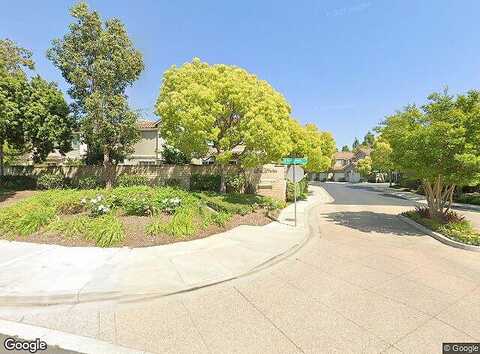 Via Cantilena, CAMARILLO, CA 93012
