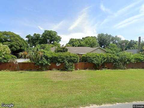 Jacquelyn, PENSACOLA, FL 32505